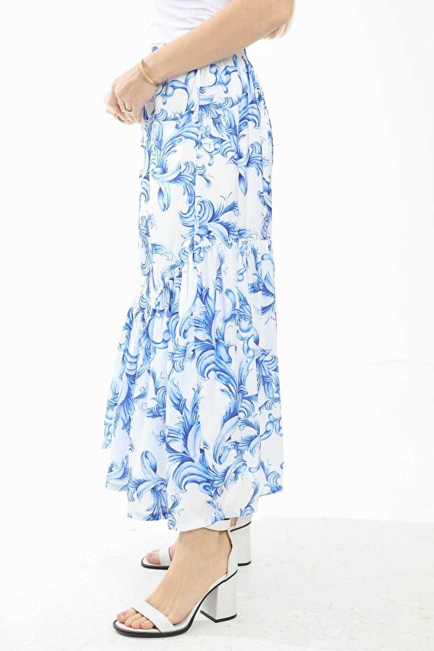 Wide Flared Midi Skirt with Pattern - 3