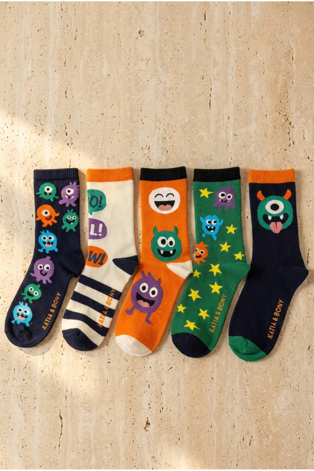 مجموعة من منقوش جوارب للأطفال من Cute Monster