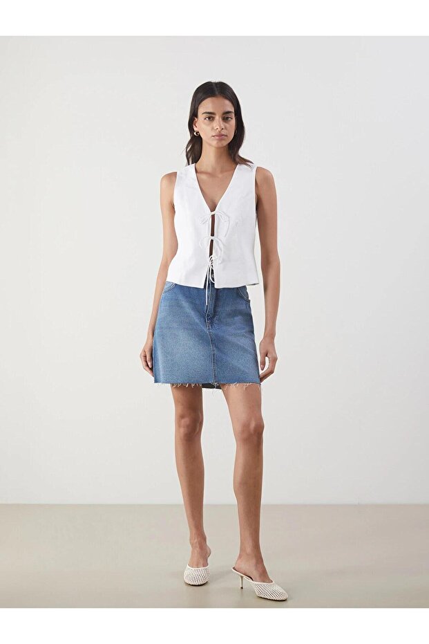 Standard Fit Women's Jean Skirt (S4)