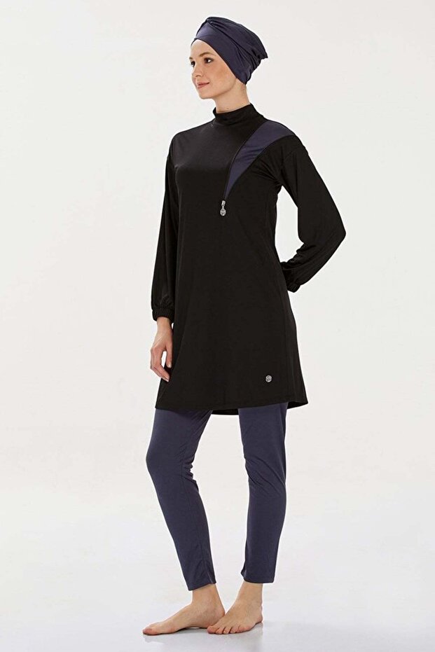 4-Piece Hijab Swimsuit with Zipper Detail