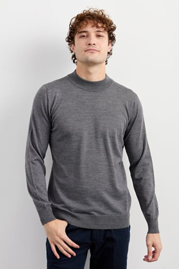 Men's Basic Half Fisherman Thin Knit Sweater Pattern