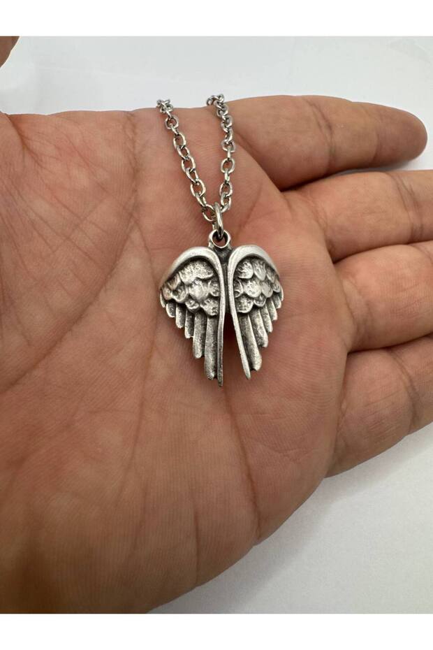 Angel Wing Necklace with 60 cm Chain – Elegant and Stylish Women's Necklace