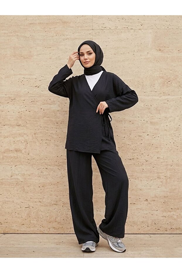 Side-Tie Strawberry Suit - Black