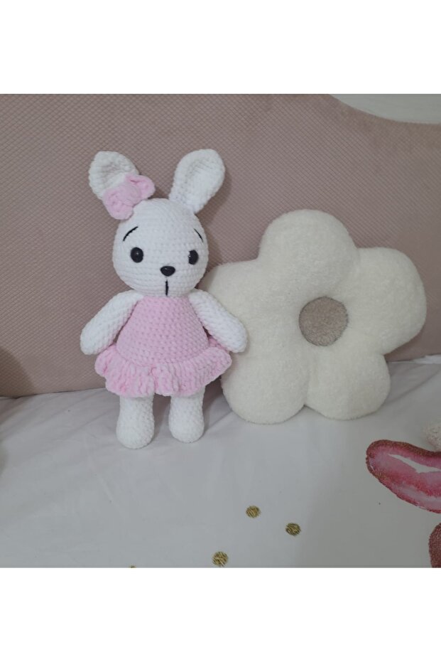 peluş tavşan