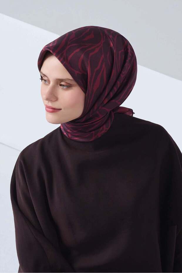 وشاح حريري 2026 ربيع-صيف - 9511D-50 - تيفيل