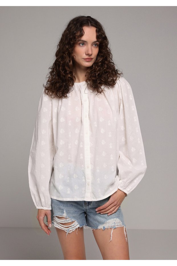 Fashion Fit Women's White Shirt