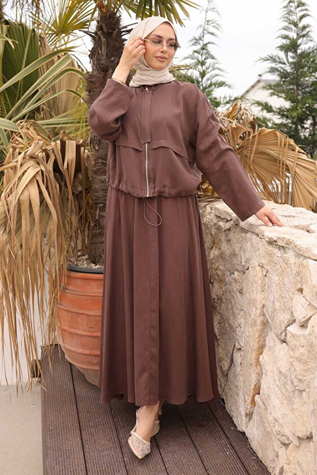 Brown Zippered Jacket and Skirt Set with Elastic Stoppers