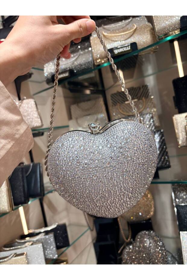 Heart Chain Detailed Evening Dress Bag