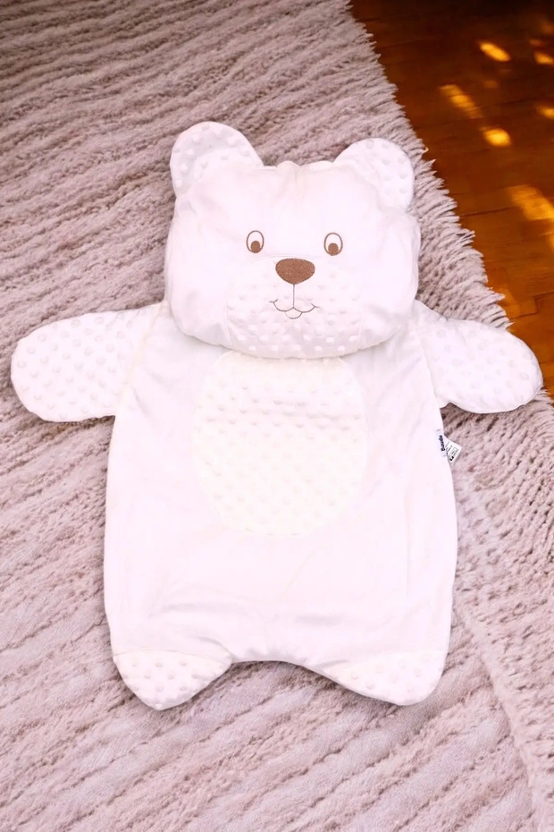 Welsoft Baby Diaper Set with Teddy Bear Embroidery and Pillows - Cream