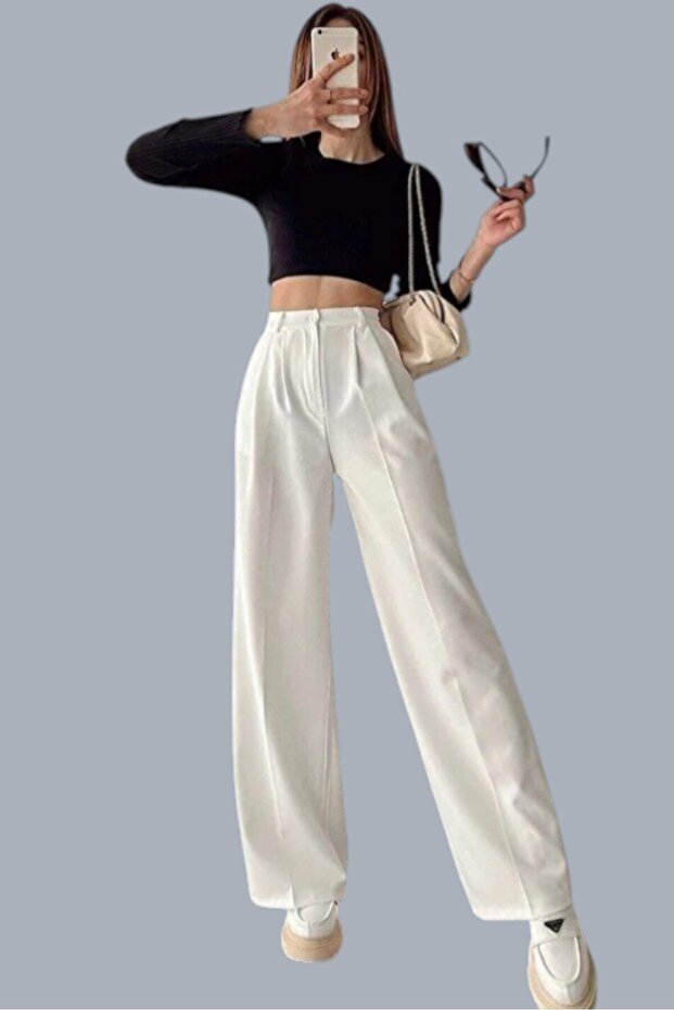 Ecru Women's Relaxed Fit Fabric Trousers