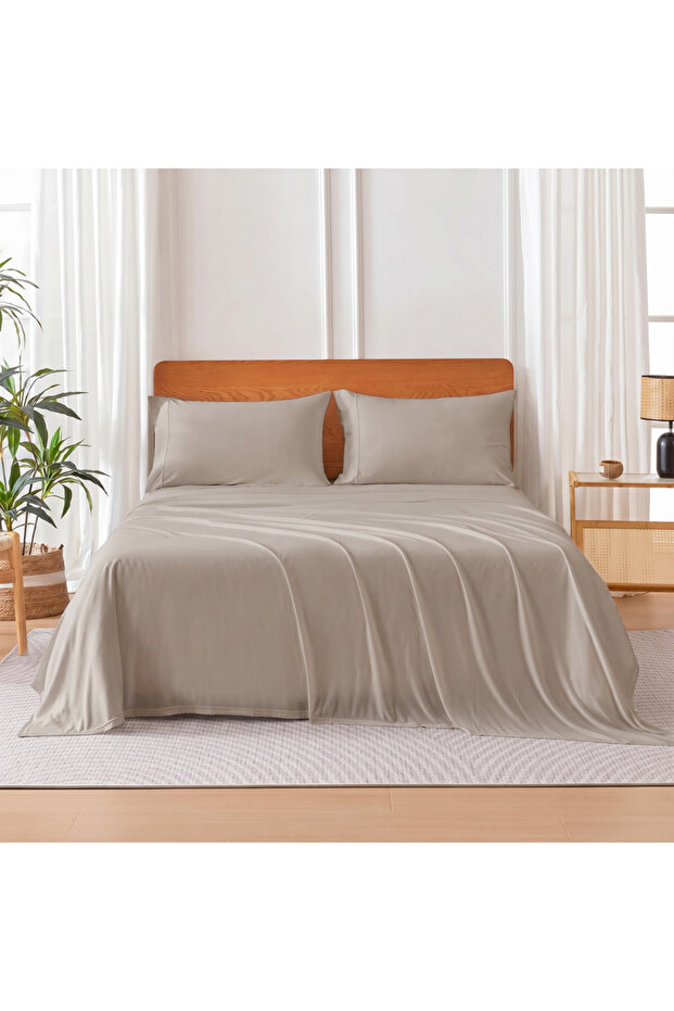 4-Piece Super King Bed Sheet Set | Fits 200×200 cm | Ultra-Soft Microfiber | Deep Pocket