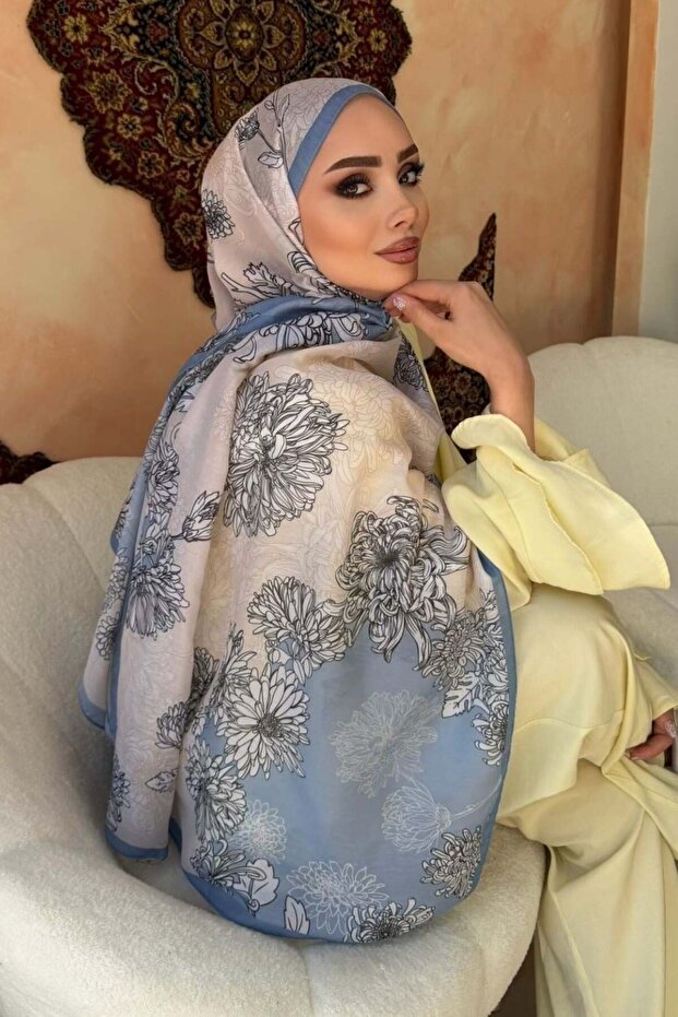 شال فلوريس الناعم باللون الأزرق الفاتح