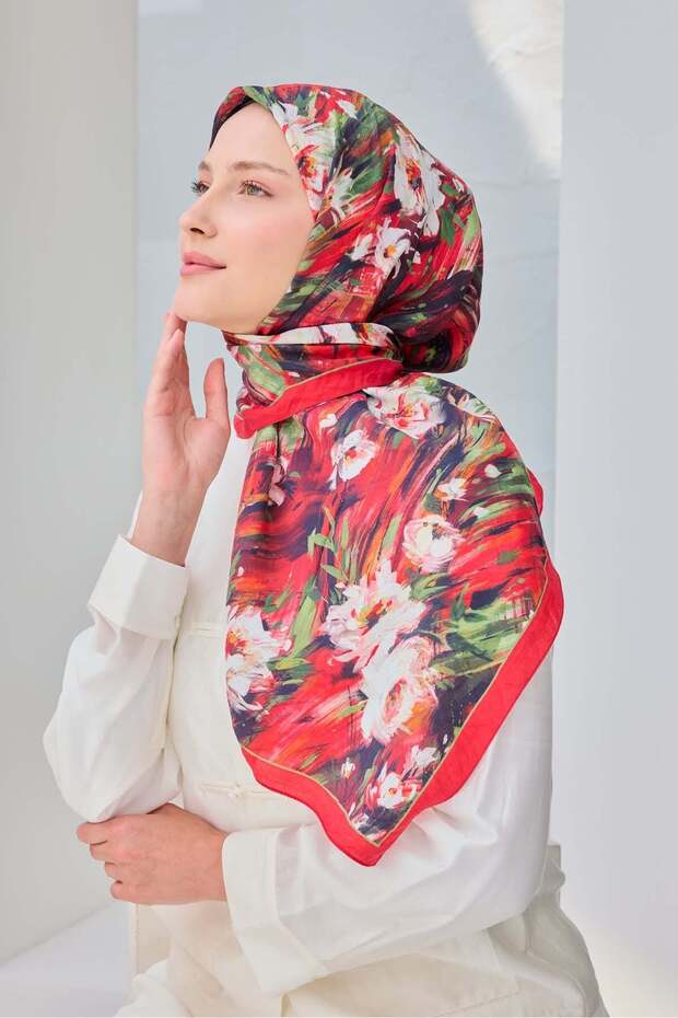 Velora Scarf Watercolor Flower Red