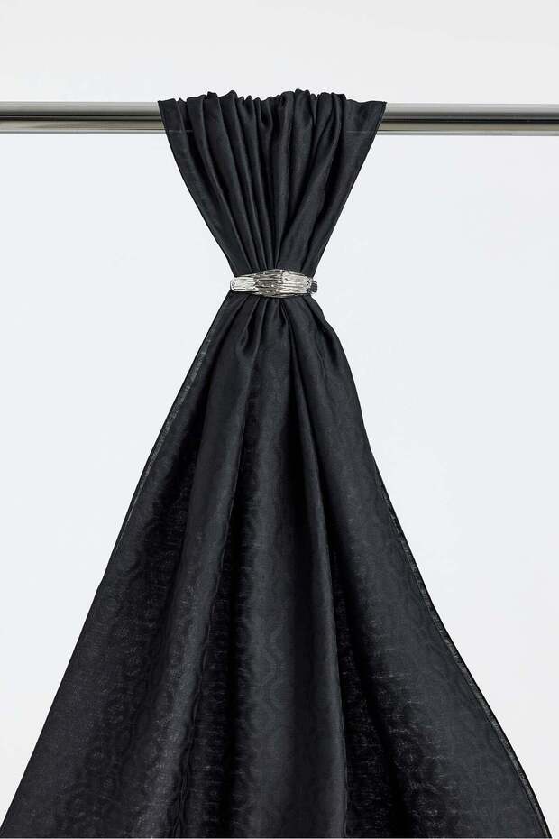 Mango Shawl 05 Black