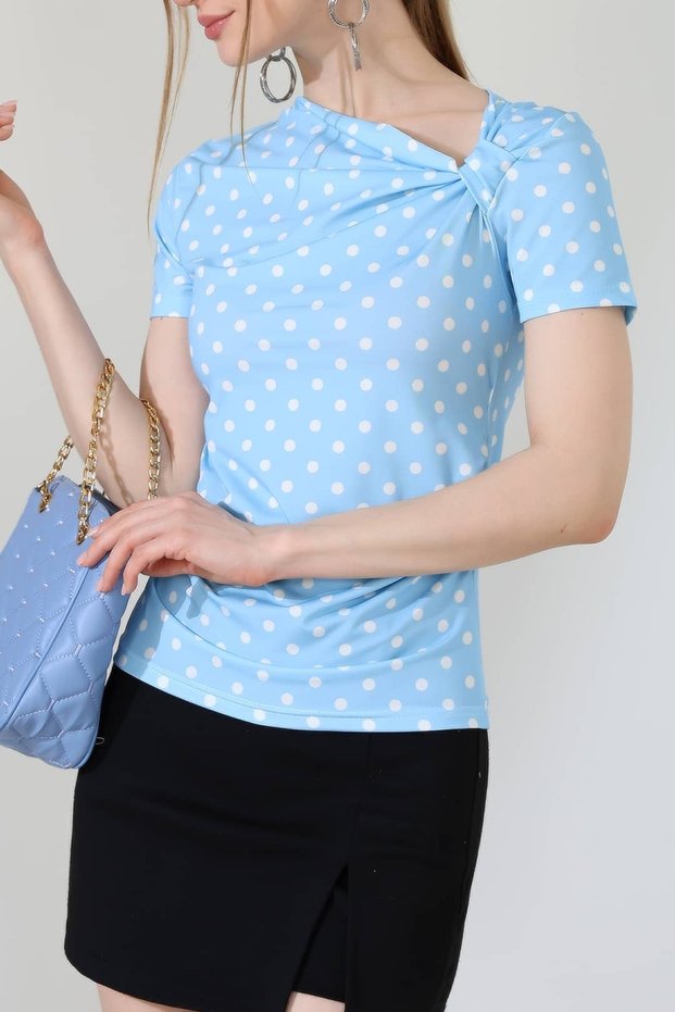 Women's Micro Digital Gathered Detailed Asymmetrical Collar Blouse