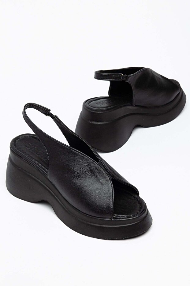 Women's Wedge Heel Sandals Black Side Closed Flat Model