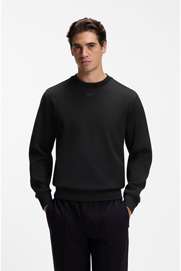 Men's Regular Cut Cotton Logo Label Round Neck Long Sleeve Black Sweatshirt