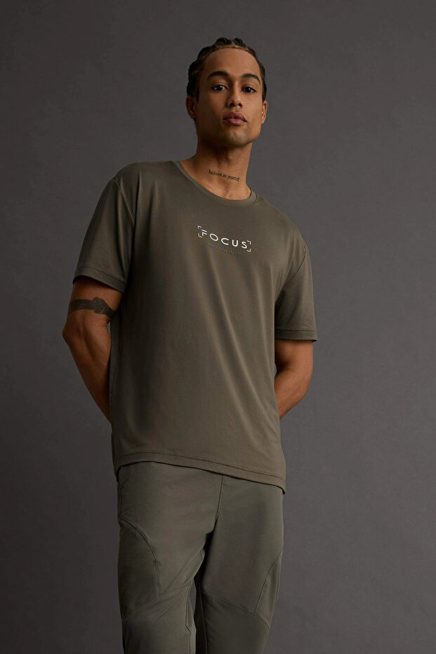 C9268Axkh398 Khaki Standard Fit Crew Neck Printed Short Sleeve T-Shirt