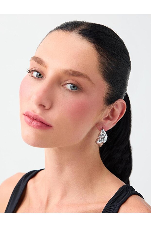 Silver Color Sea Shell Figured Dangle Earrings