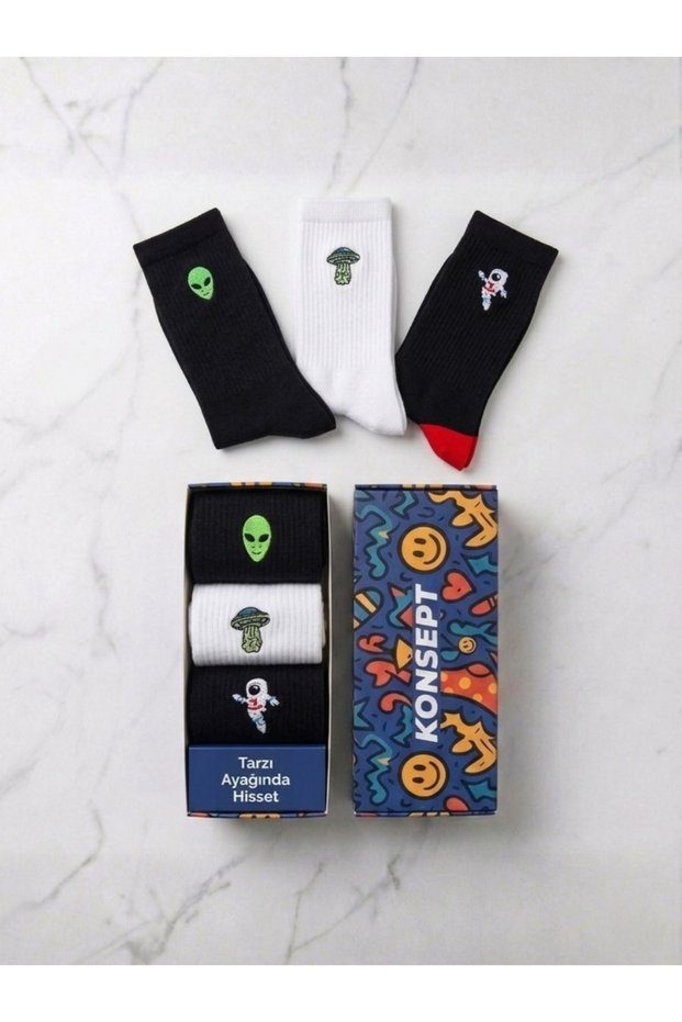 Space Embroidered 3-Piece Boxed Tennis Socks Set
