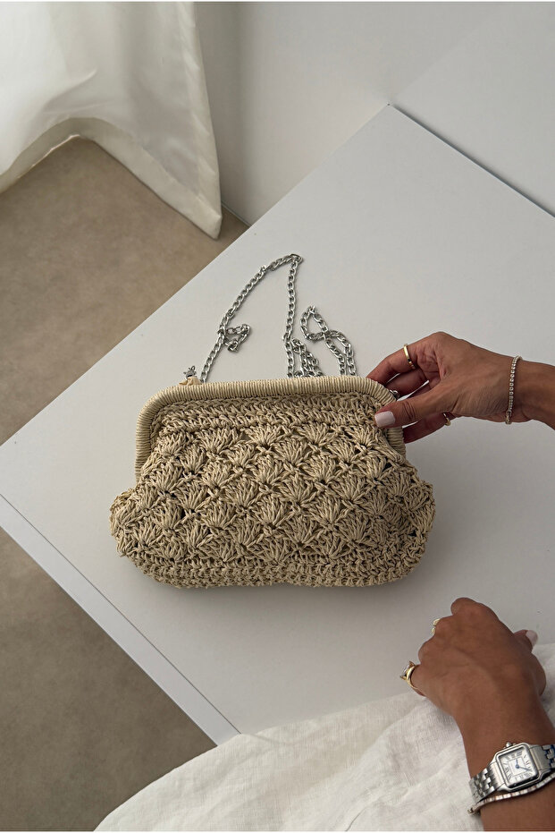 Women's woven bag beige woven