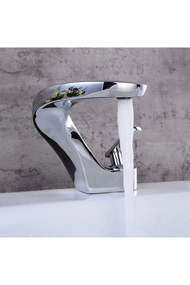 Chrome-plated bathroom sink faucet, single-handle mixer faucet, single-handle basin mixer faucet, bathroom faucet