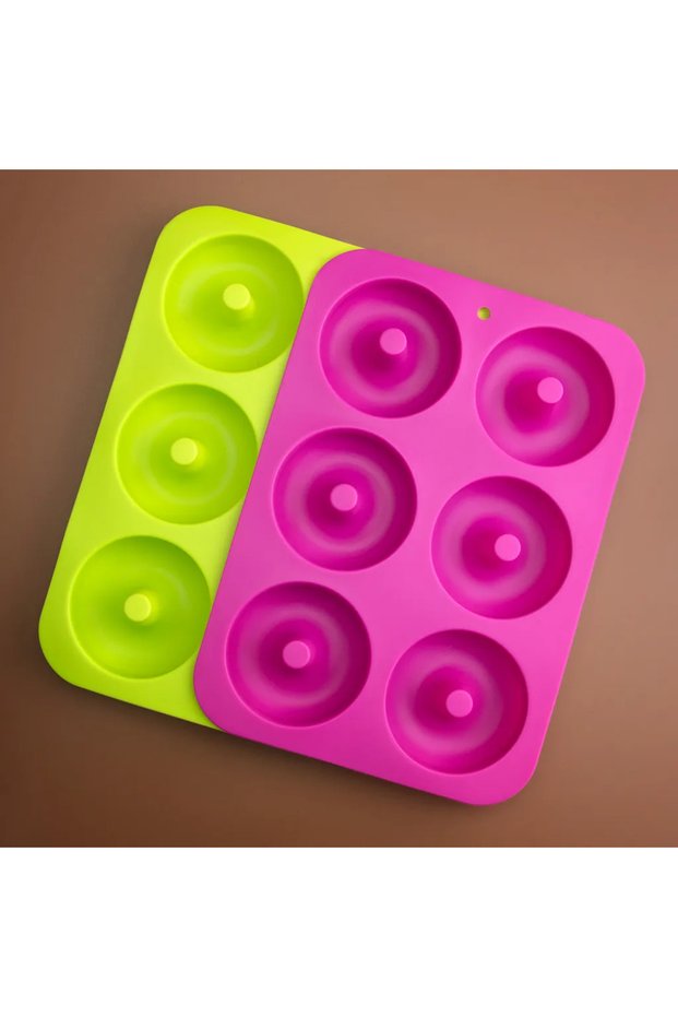 2-piece BPA-free silicone donut baking molds in green and pink, heat-resistant non-stick pans
