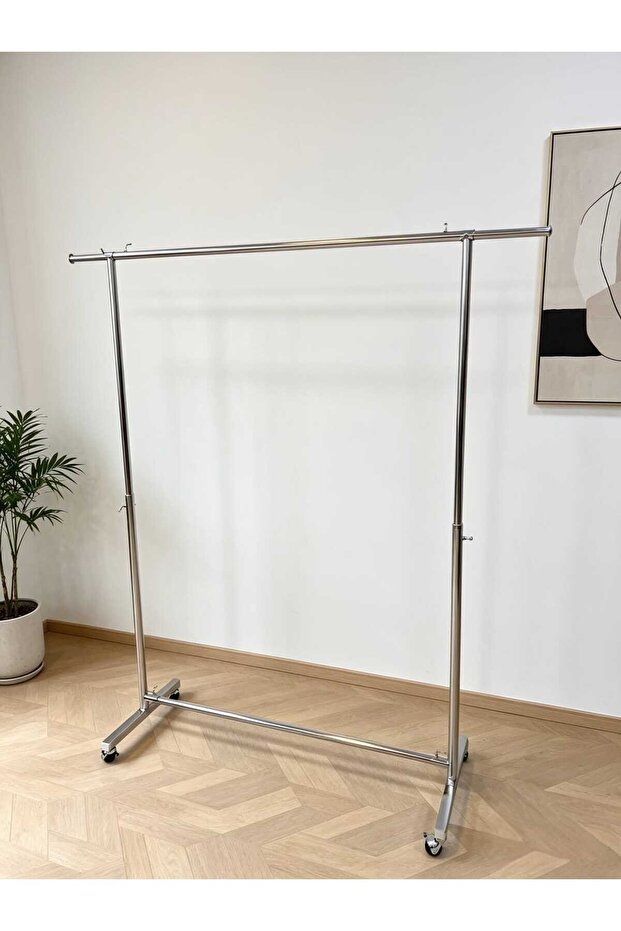 Steel Clothes Hanger with Covers for Movement
