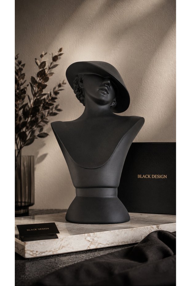 Female Bust with Hat Polyester Decorative Sculpture Pendant Choker Jewelry Display and Jeweler Shop Window Mannequin