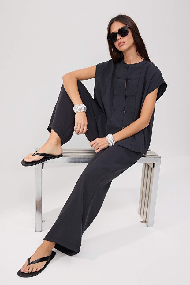 Siyah Oversize Bluz Pantolon Alt - Üst Takım TWOSS26AU00205 - 1