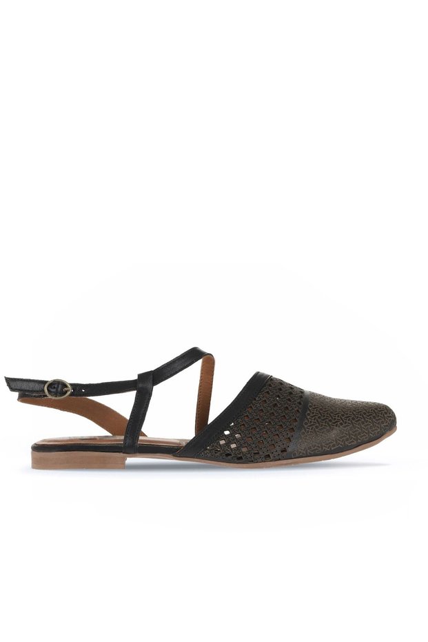 Black Leather Women's Flat Sandals 01Wa3302