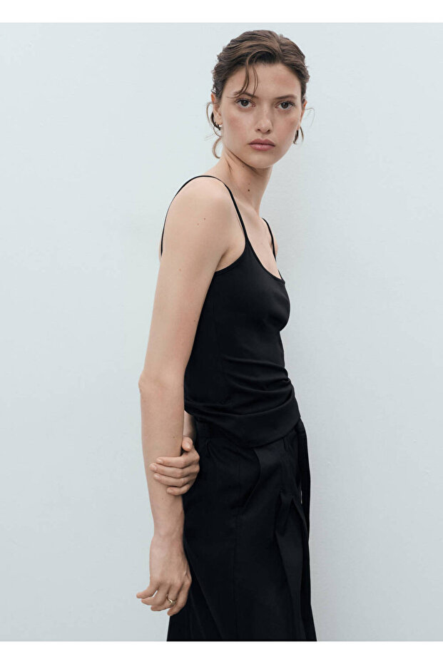 Bluse mit dünnen Trägern - 7