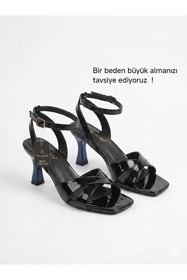 Women's Sandelet Shoes with Ankle Straps and 7cm Heels