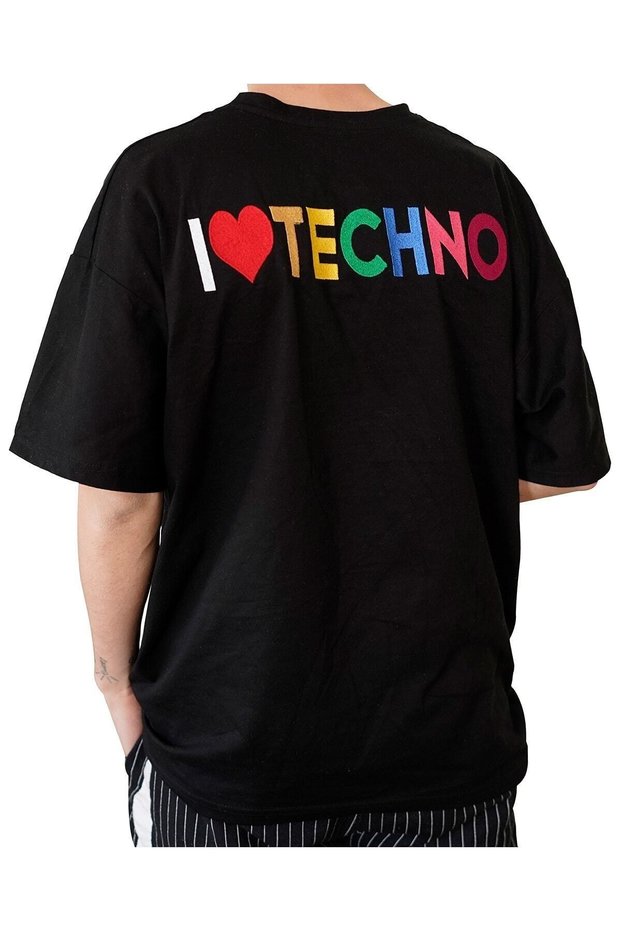 Îmi place techno