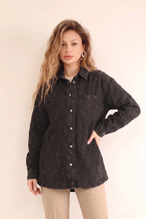 5563 - Comfortable and Stylish Women's Denim Jacket with Handmade Decoration
