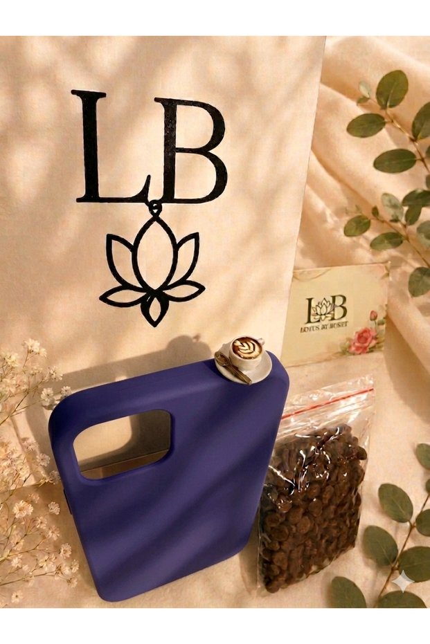 iPhone 15 Latte Figured Silicone Case