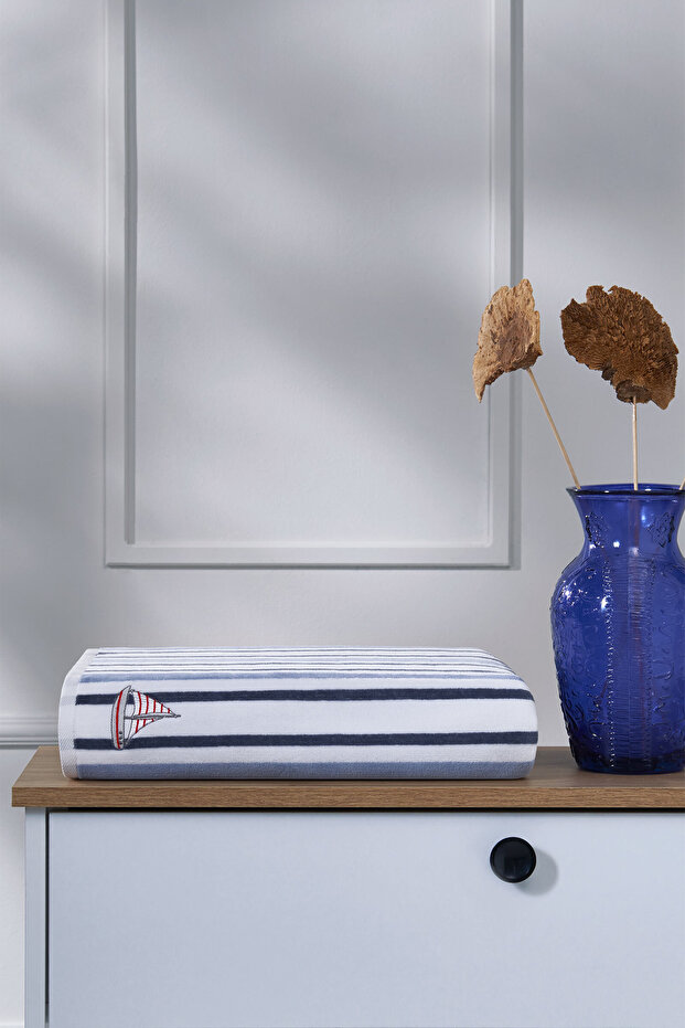 Modern Mariner Embroidered Bath Towel 90X150 cm