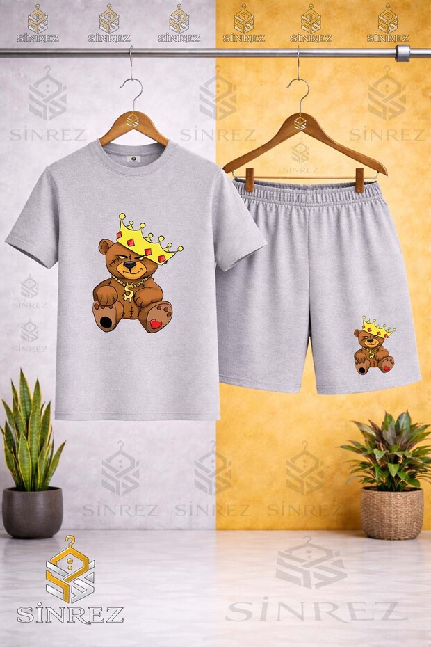 Crew Neck T-Shirt with Bear Patch and Crown Print - Shorts Set
