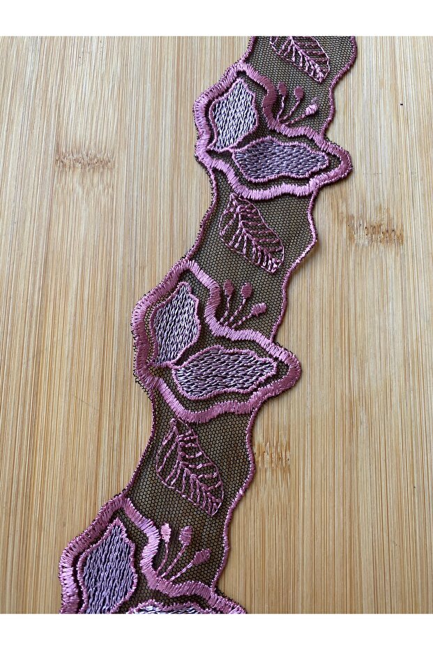 Pink Embroidered Guipure on Black Width 5 cm 1 Meter