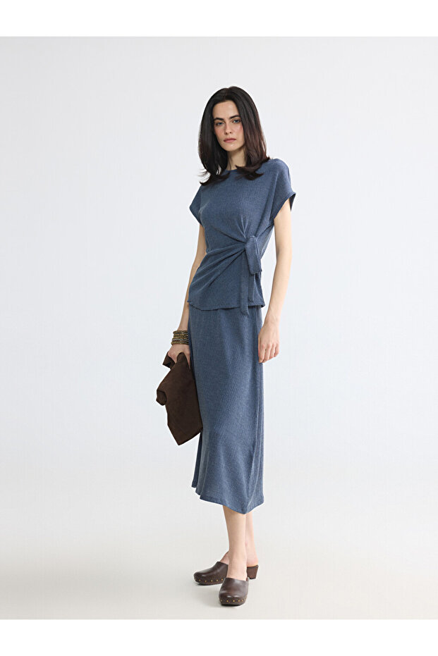 Esvab • Modern & Distinctive Textured Flared Skirt with Waist Cord
