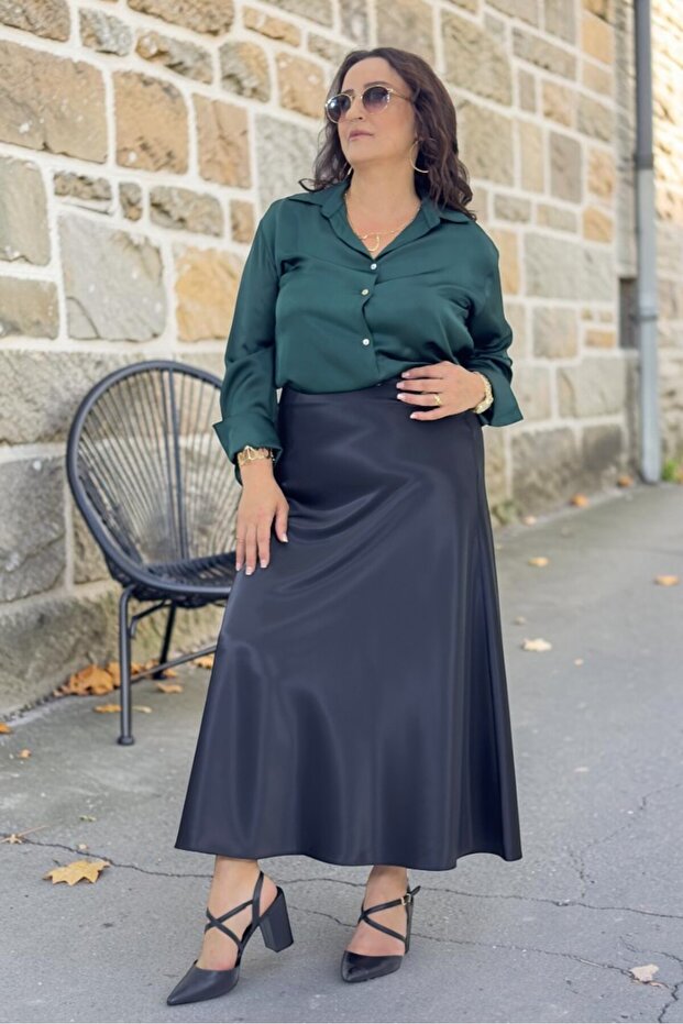 Hidden Zipper Detail, Elastic Waist, Plus Size, Flared Satin Skirt, Black