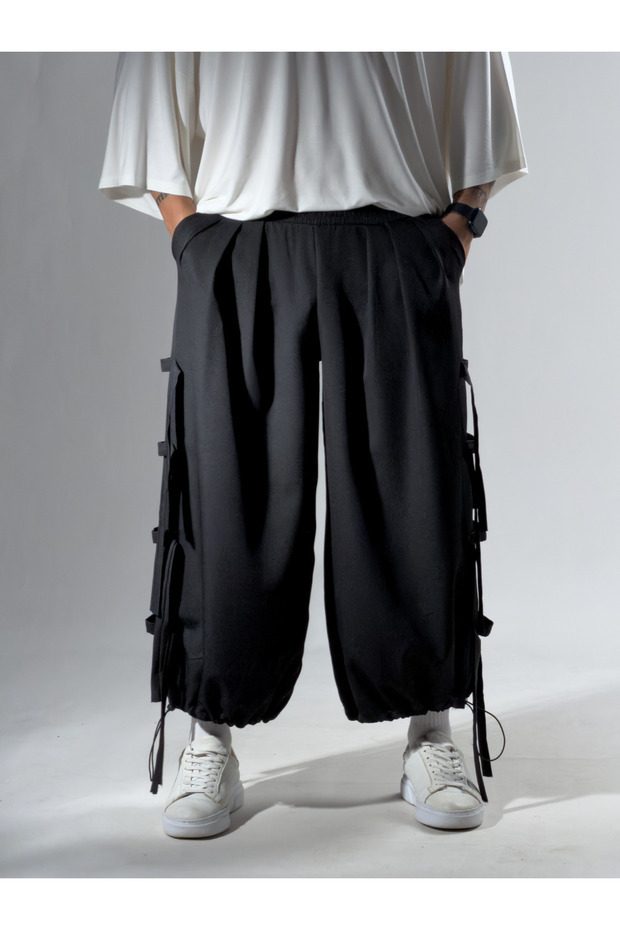Men's Black Loose-Fit Trousers with Rope Detail Coc3243