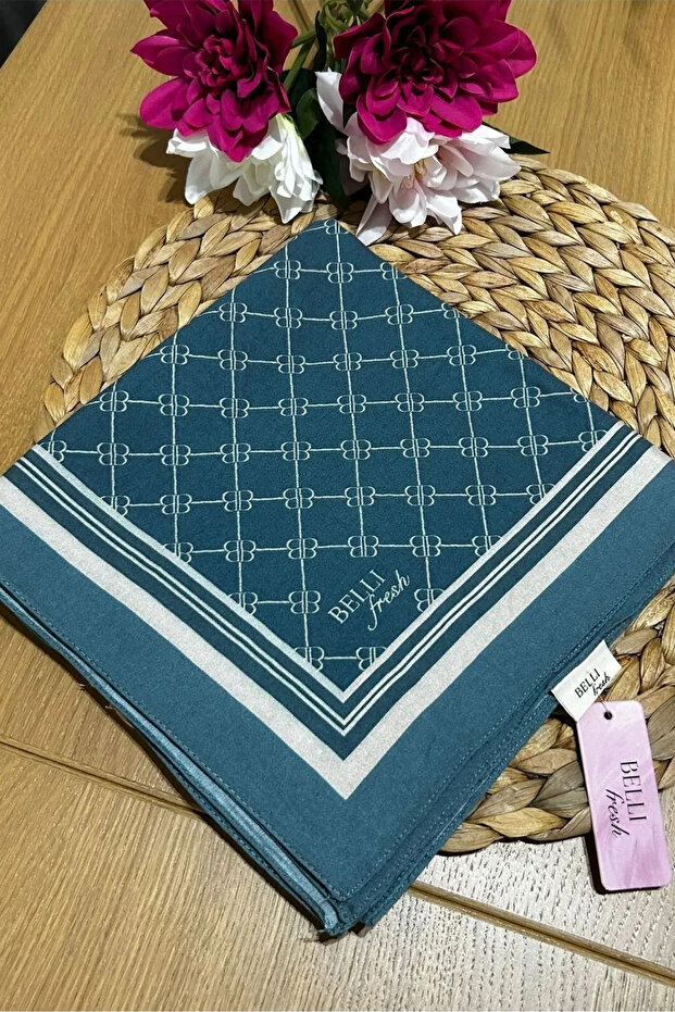 Fresh Paulista Patterned Scarf
