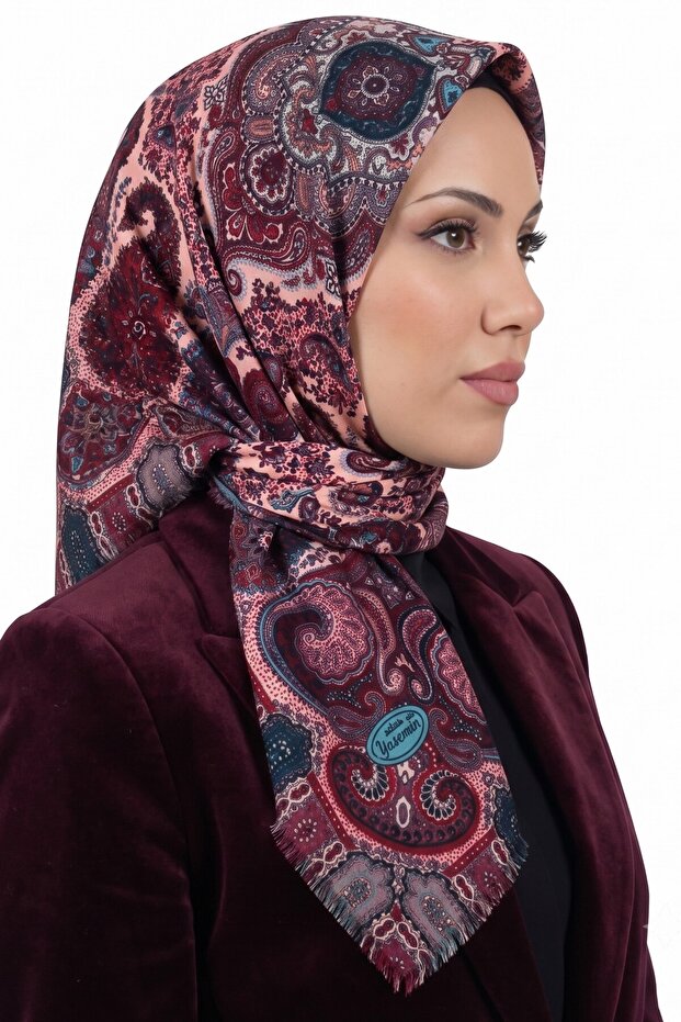Women's Plum Lilac Paisley Patterned Flared Twill Scarf