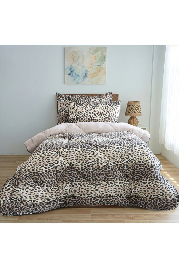 Single Double-Sided Leopard Patterned Wellsoft Quilt 155X215 + 1 Pillowcase