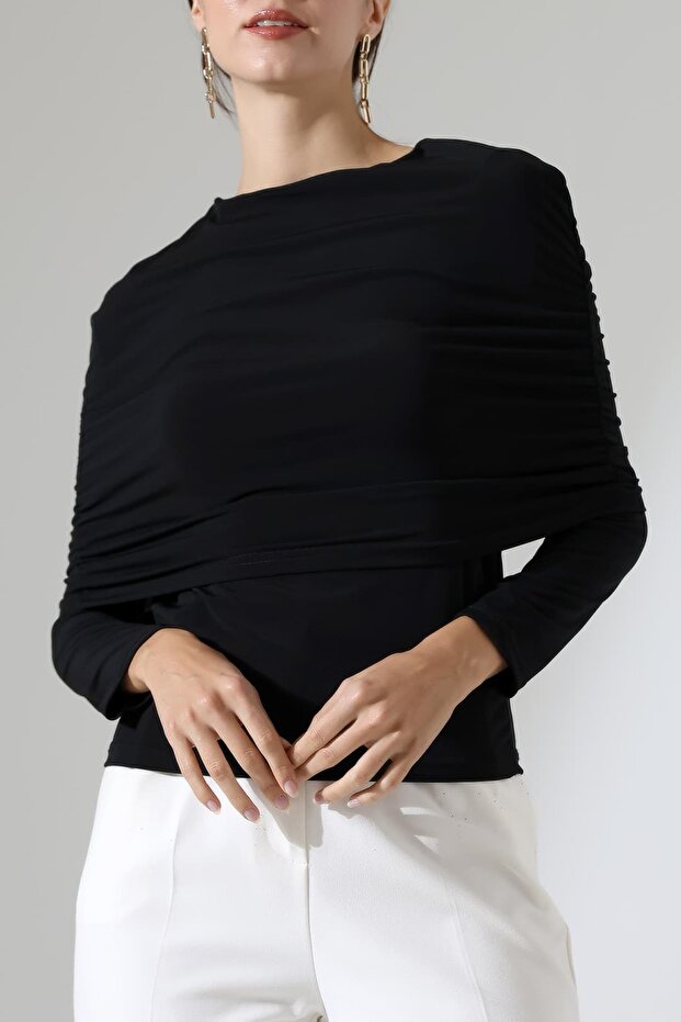 Women's Sandy Draped Long Sleeve Blouse