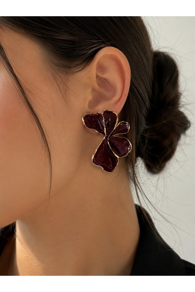 Gold Detailed Flower Shaped Large Women's Earrings – Shiny Enamel Design