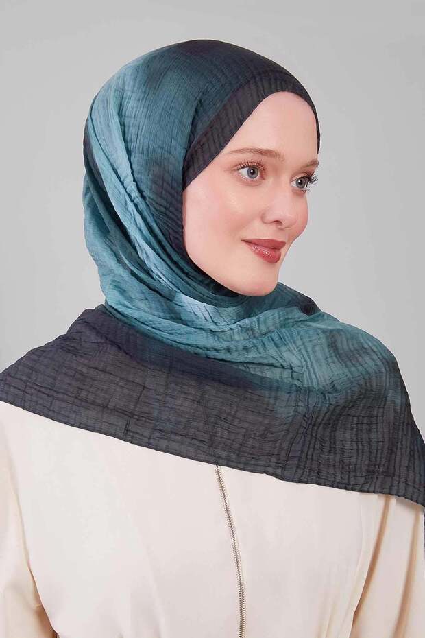 شال قطني أخضر من الموسلين