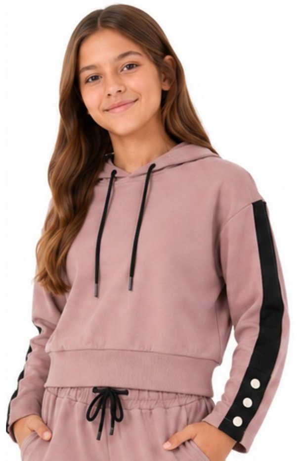 Girl's Hooded Short Sweatshirt with Stripe Detail on the Sleeve and Snap Fastener Model in Powder Color