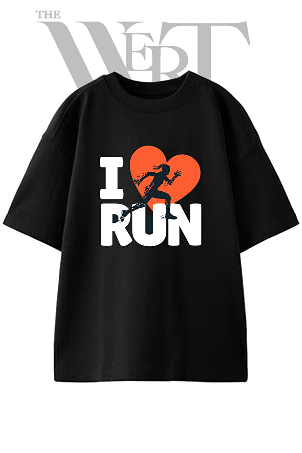 تي شيرت أسود كبير الحجم مطبوع بتصميم Runner Heart للجنسين